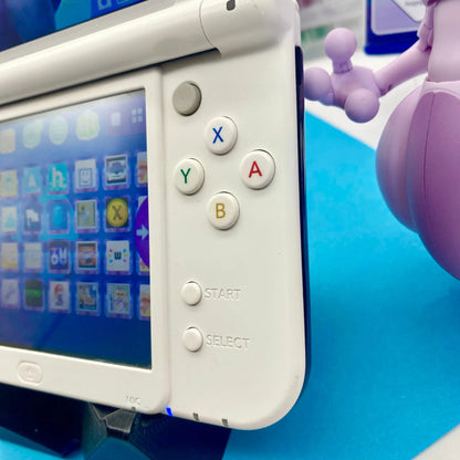 New Nintendo 3DS XL white Galaxy modded