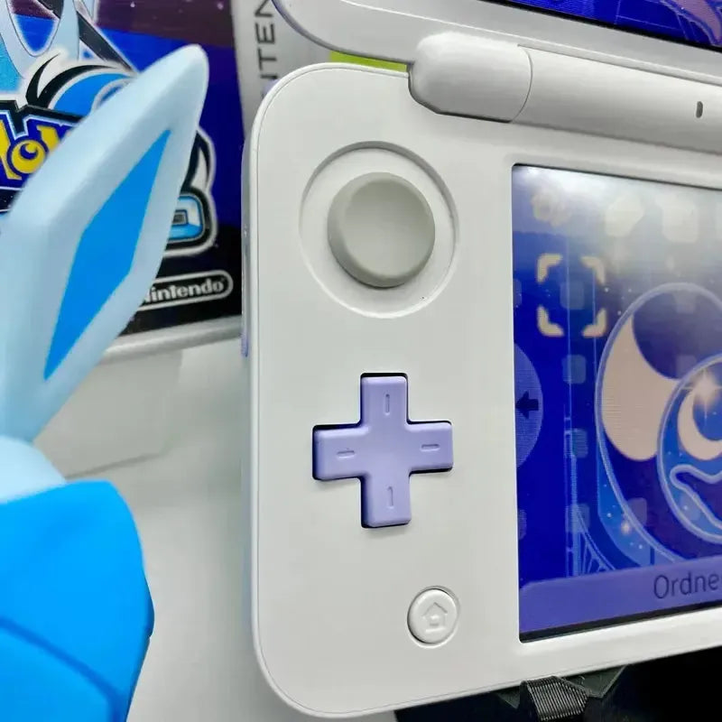 New Nintendo 2DS XL in weiß/lavendel gemoddet - 3DSRenew