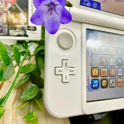 New Nintendo 3DS XL in weiß gemoddet - 3DSRenew