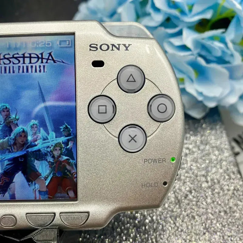 PSP 2000  in silber gemoddet - 3DSRenew