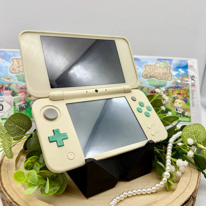 New Nintendo 2DS XL Animal Crossing modded