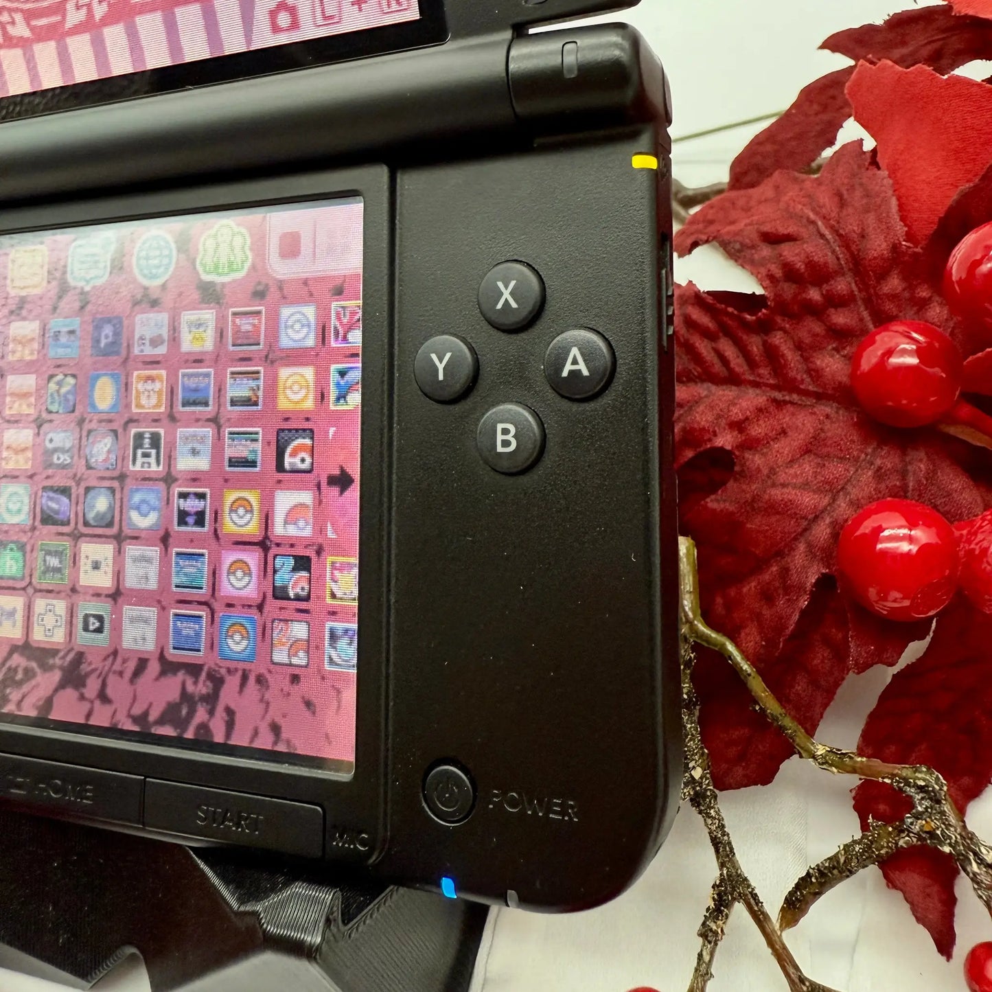 Nintendo 3DS XL black red Smash Bros modded